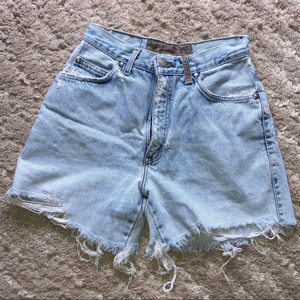 Levi’s mid length denim shorts